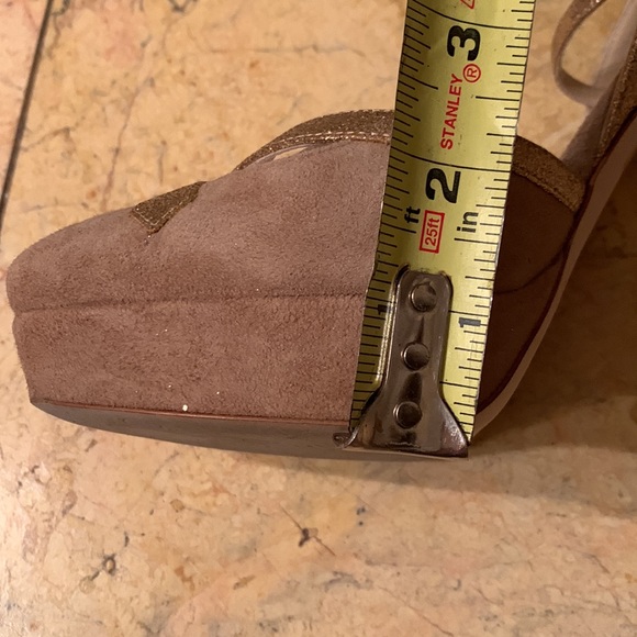 Jimmy Choo Quake Round Toe Heels - Picture 10 of 10